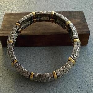 🚨3 for $15🚨 Two-Tone Basket Weave Stretch Bracelet